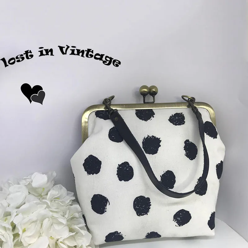 

Lost in Vintage Black Printed Polka Dot Fabric Bags Frame Ball Kiss Lock Evening Clutch with Long Chain Versatile Bags 25x25x7c