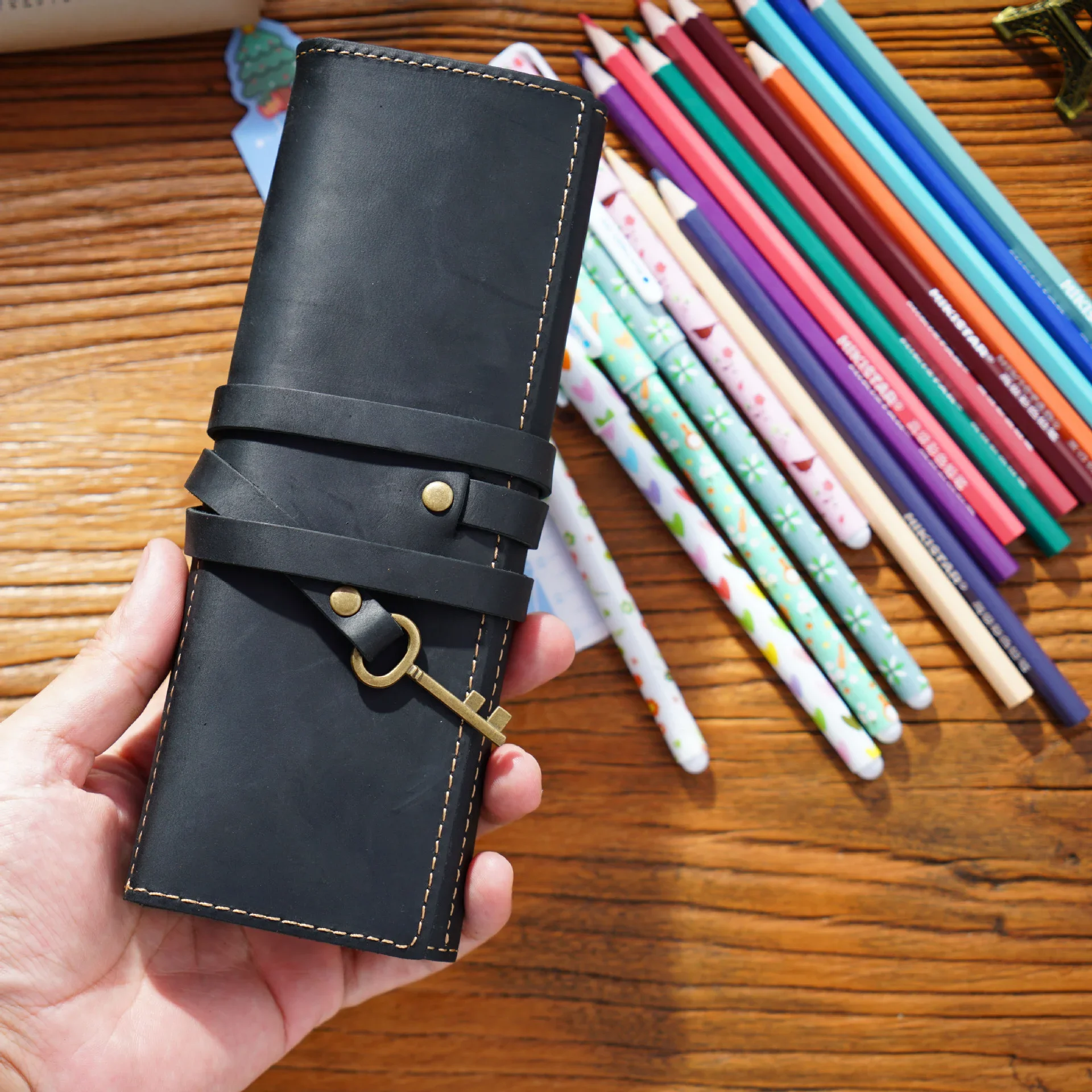 Genuine Leather Retro Luxury Pencil Roll Up Bag Pen Case Pouch Holder School Office Stationery Student Storage Bag Handmade Gift