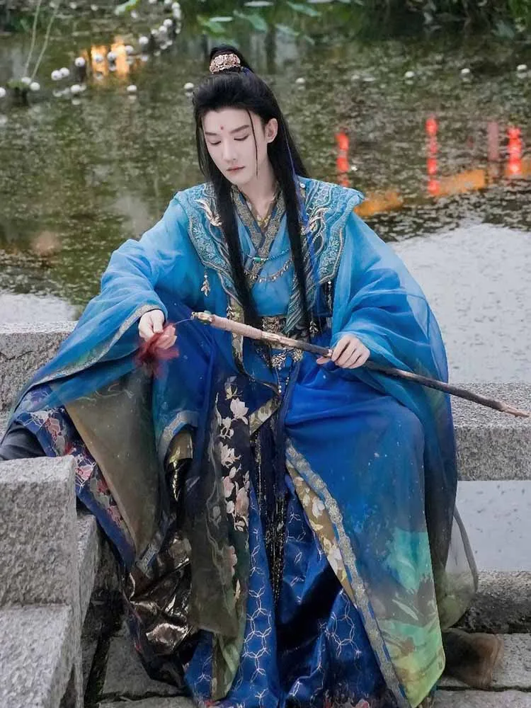 Luxury Chinese Hanfu Men Ancient Traditional Hanfu Gradient Blue Women Cosplay Costume Theme Party Hanfu Tang Suit Photography