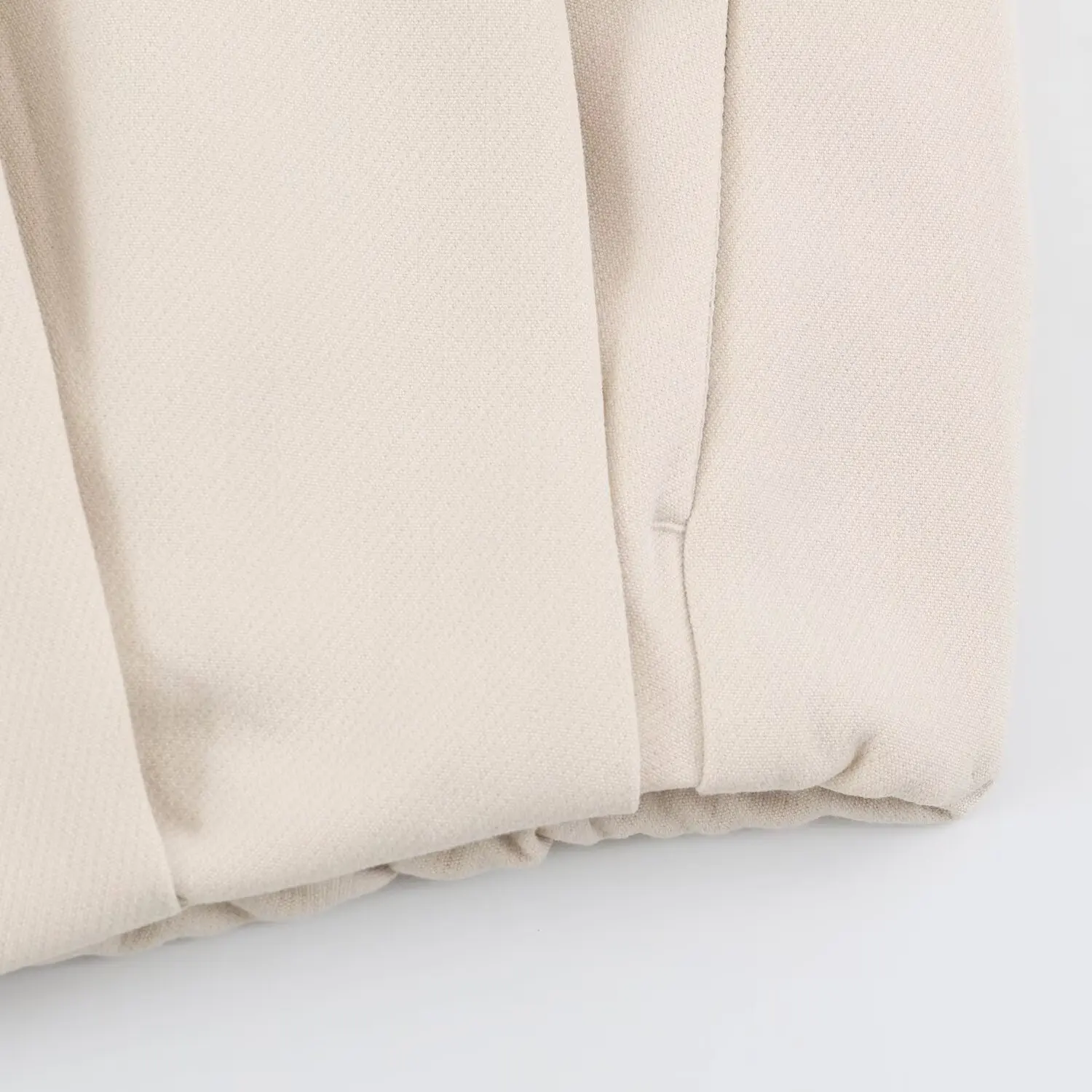 KONDALA Damen Trendige Lässige Stehkragen-Jacke Minimalistische Pendler-Jacke mit Plissiertem Saum und Reißverschluss 2026 Herbst Vielseitige Jacken – Detail 9
