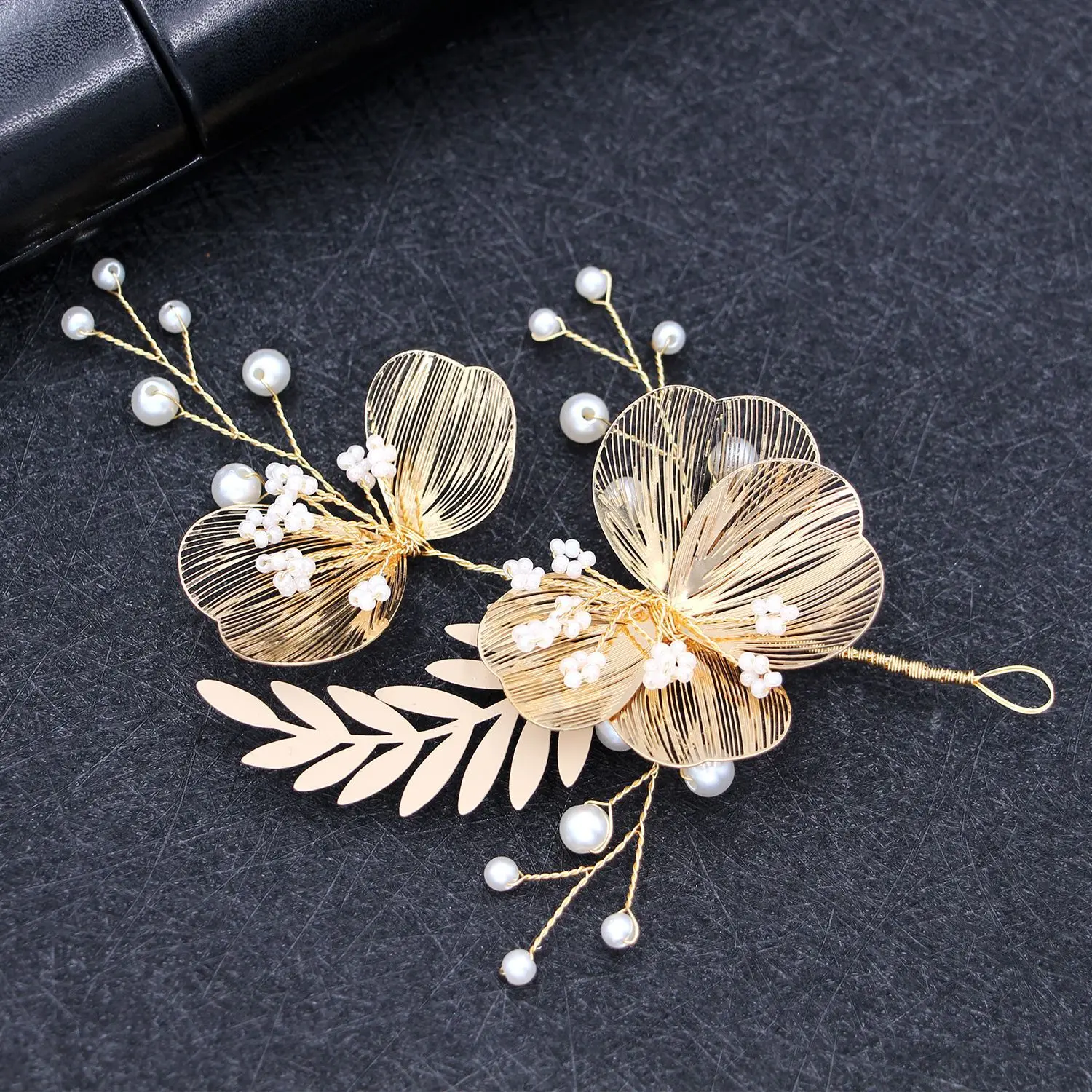 Head Flower Delicate Earrings This Hair Dress is Very Solid As a Wonderful Gift for Your Friends