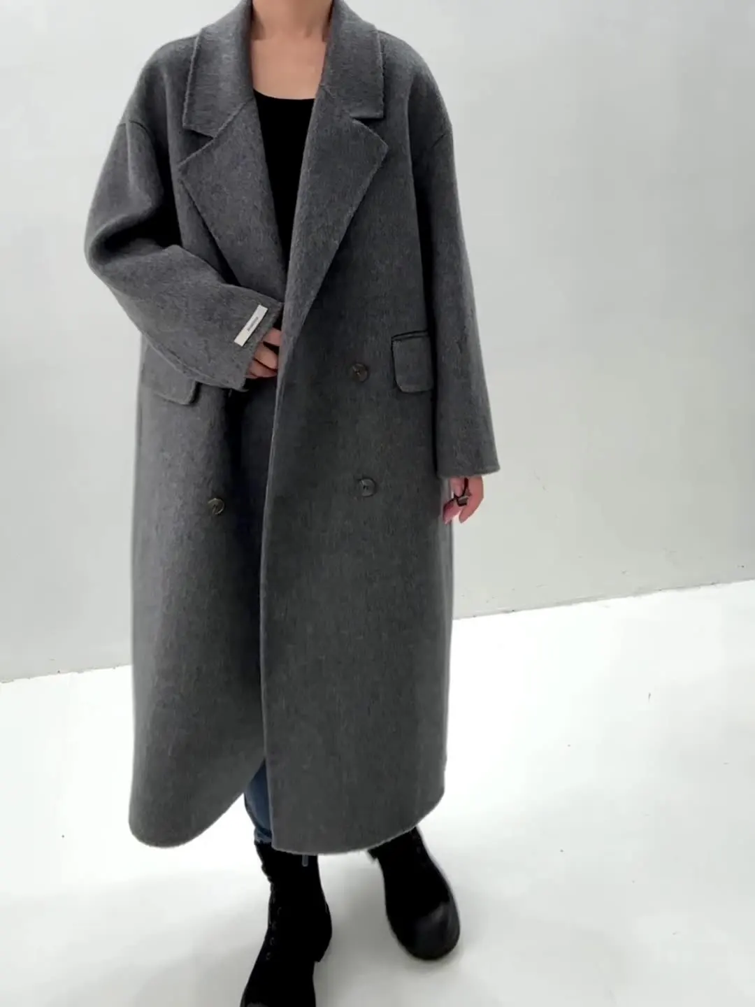 

Women's Double-Breasted Long Sleeve Casual Fashion Trench Coat Gray With Notched Collar Wool Lining Polyester Down-Filled Adults