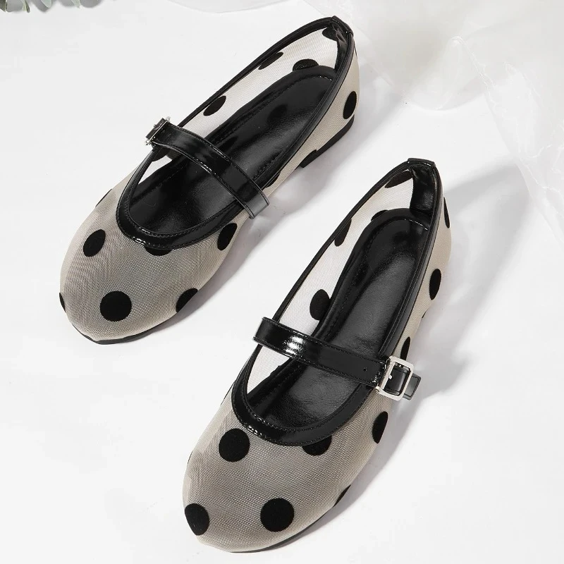 

Уникальные черные балетки в горошек, женские модные сандалии на плоской подошве с круглым носком, удобные сетчатые босоножки 43 размера Мэри Джейн