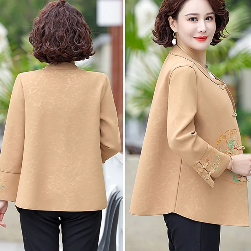 New Guofeng Thin Coat Women 2024 Middle-aged Spring Autumn Fashion Embroidered Jacket Top Lady Long-sleeved Casual Short Outwear