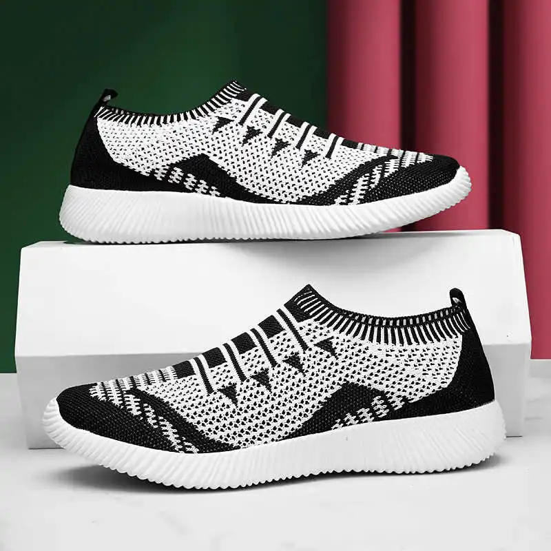 

Низкие кроссовки на резинке с кружевом для женщин, черно-белые, размер 32, для прогулок и спорта, от известных брендов