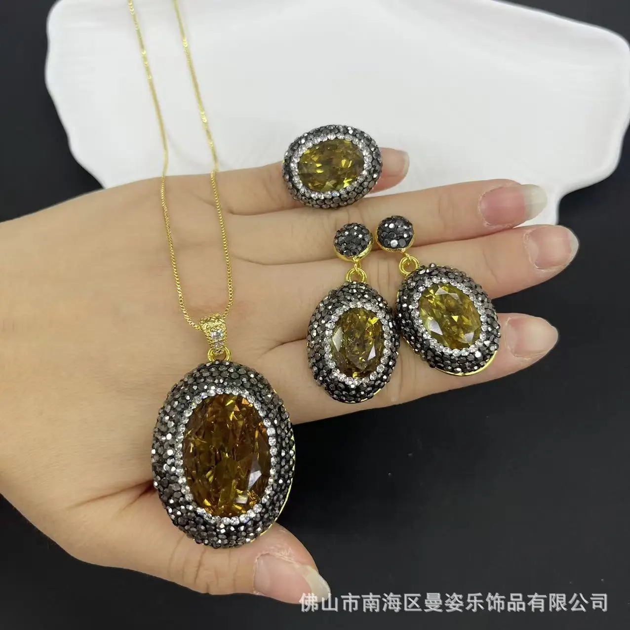 

DIY accessories New sultan stone set High-end AAA boehmite color-changing sultan stone three-piece set Overseas cross-border fac