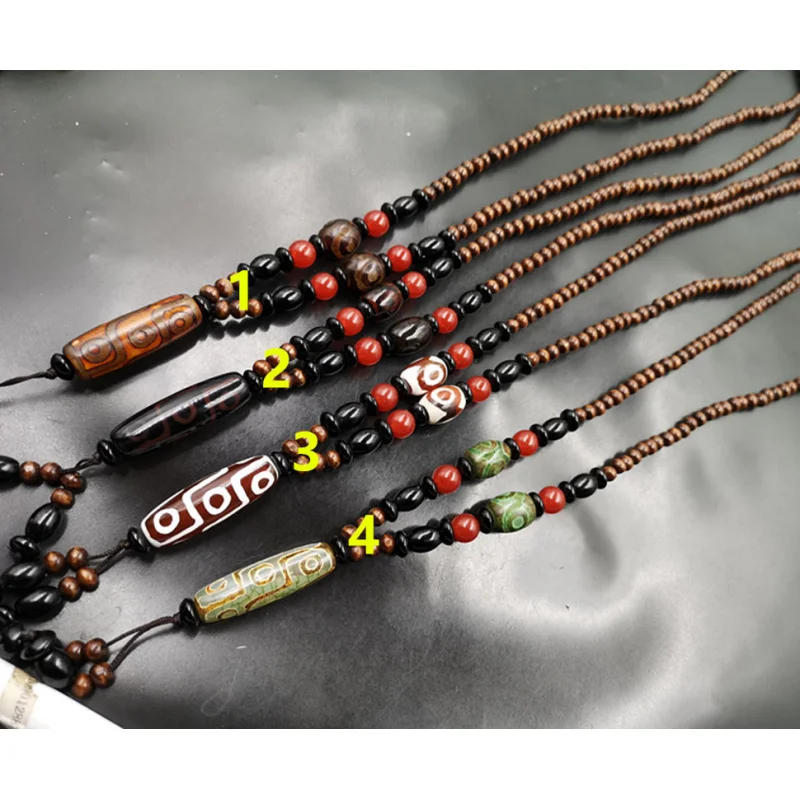 

Sweater Chain Nine-Eyed Tianzhu Agate Necklace