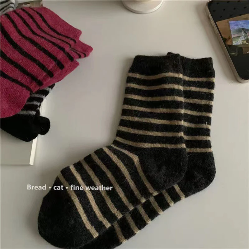 Autumn Winter Thickened Classic Black White Striped Socks Soft Wool Socks Women's Mid-Calf Socks High Quality Cold-proof Socks