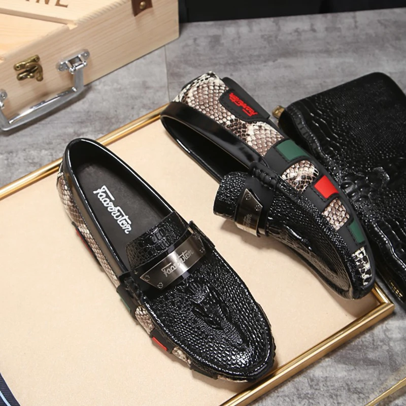 2023 Men\'s Genuine Leather Dress Shoes Serpentine Shoe Fashion Moccasins Wedding Party Shoes Men Loafers Oxford Shoes Men