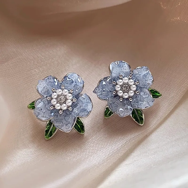 

Korean Fashion Pink Blue Crystal Camellia Flower Earrings For Women Elegant Pearl Rhinestone Flowers Stud Earring Casual Jewelry