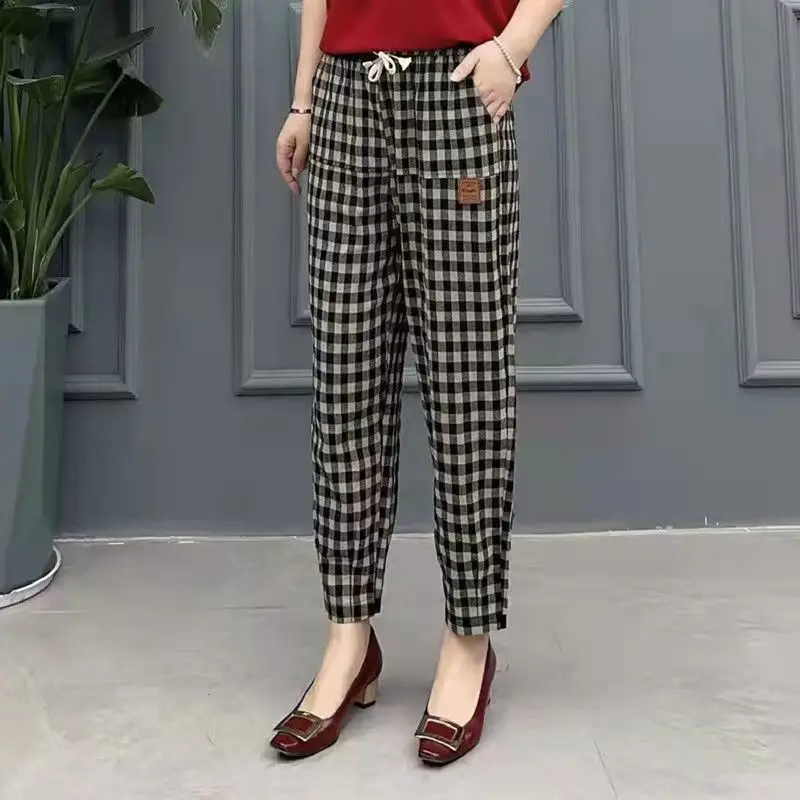 

2023 New Summer Fashion Trend Versatile High Waist Lace Up Casual Relaxed Age Reducing Checker Panel Pocket Cropped Pants