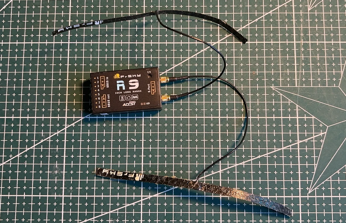 Pre-owned 90% New, Fully Functional FrSky R9 900MHz 16CH super Long Range Receiver RSSI PWM for ACCST R9M module X9D X7 X9 Radio