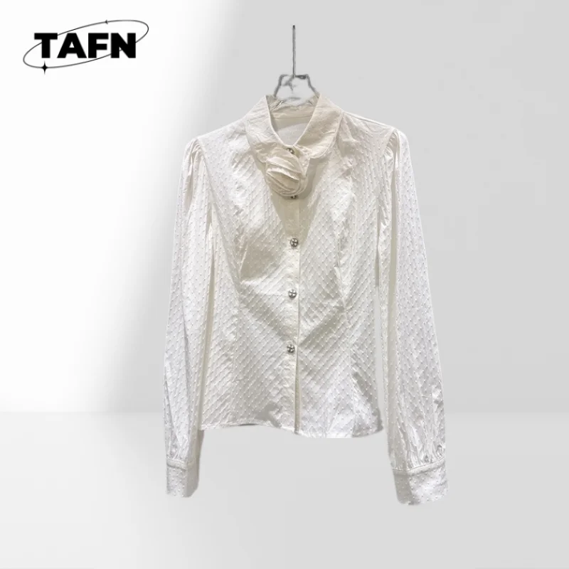 

New French Style Classic Style Pleated Polka Dot Fabric Three-Dimensional Flower Long Sleeve Shirt Women Warmth & Comfort AH2131