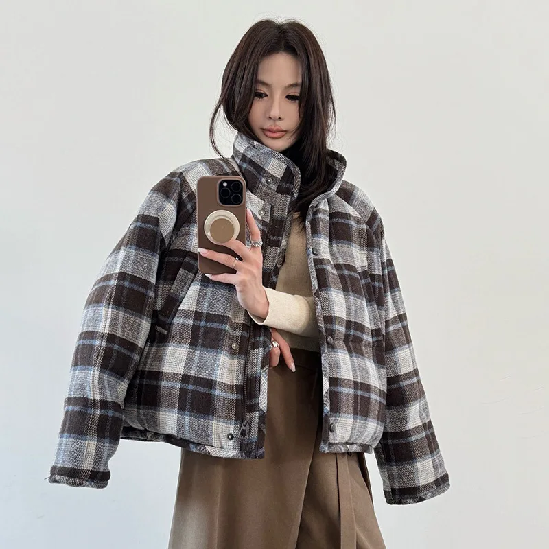 سترة نسائية شتوية جديدة لعام 2025 سترة منقوشة بياقة واقفة للركاب #1