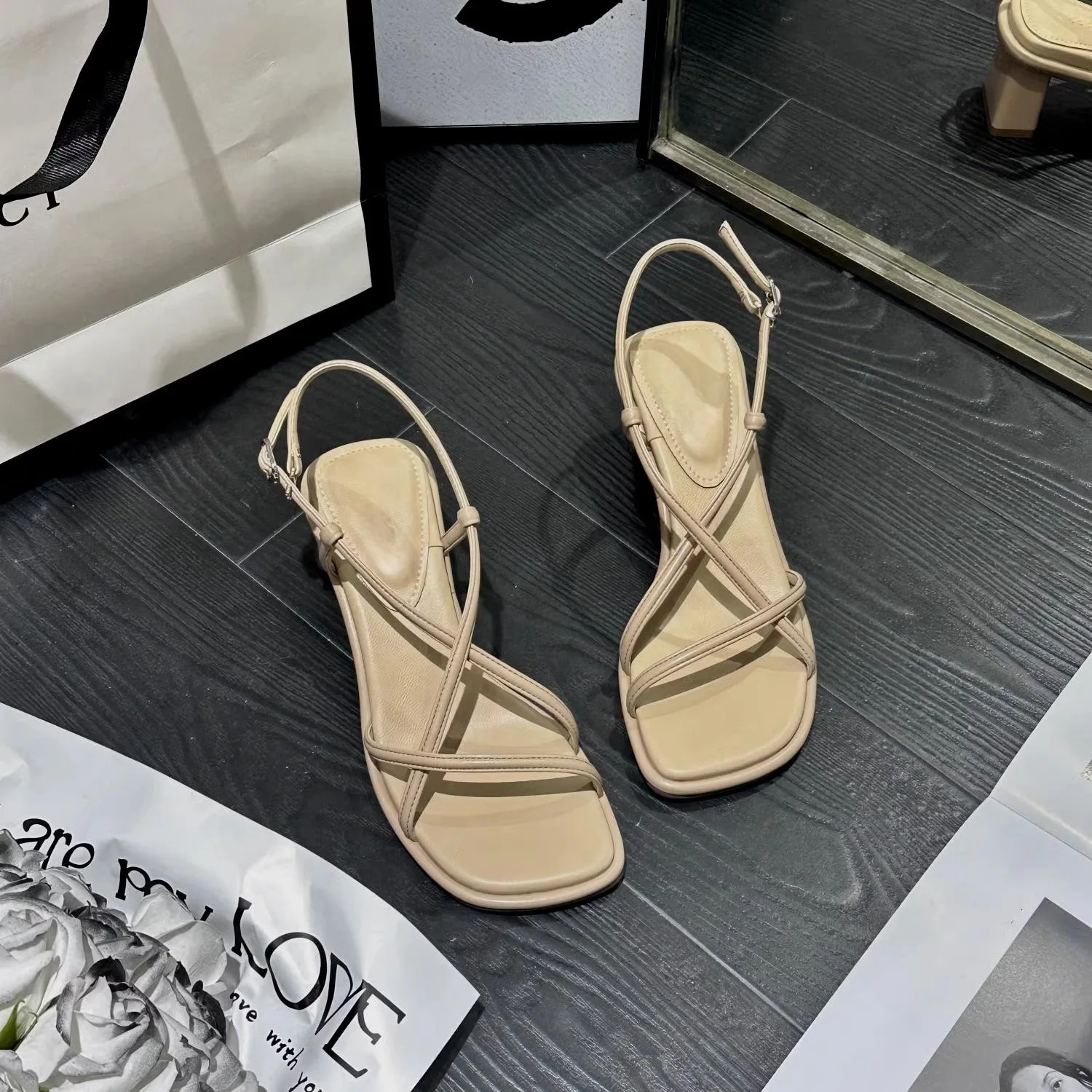 2024 Women Versatile Fishbone Sandal Summer Luxury 3cm 5cm Girl High Heel Sandals Halved Belt Cute Sweet Simple