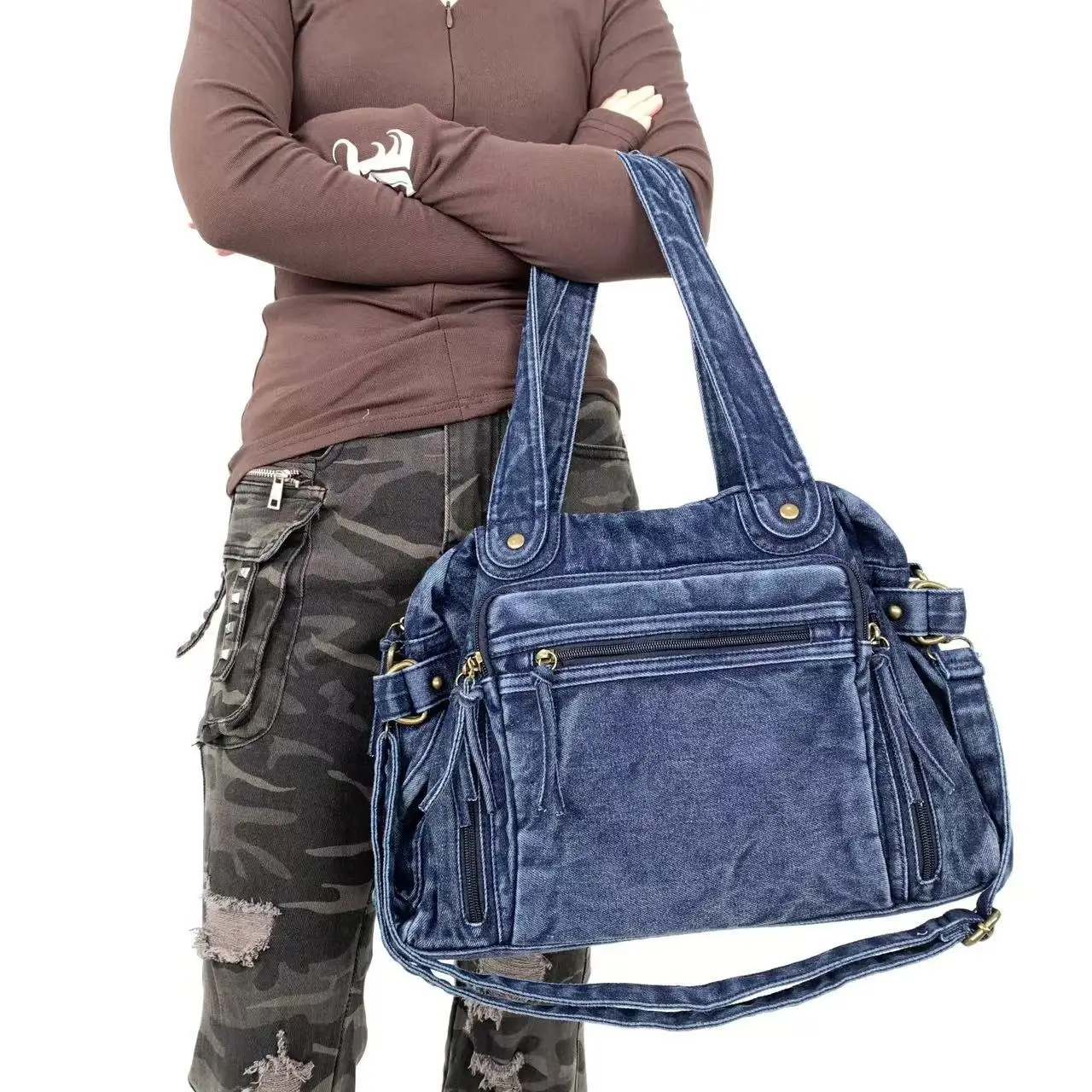 

Street style Y2K fashionable women's motorcycle tote bag with large capacity and multiple pockets, retro shoulder bag