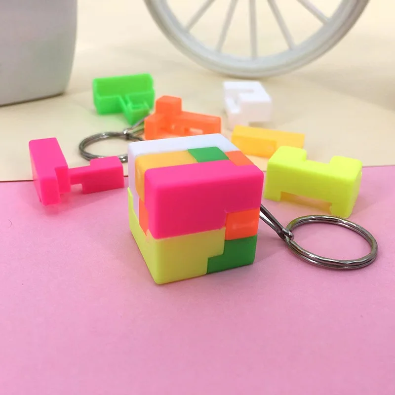 1pc building blocks toys classic Birthday gift  intelligence Educational toy interlocking keychain