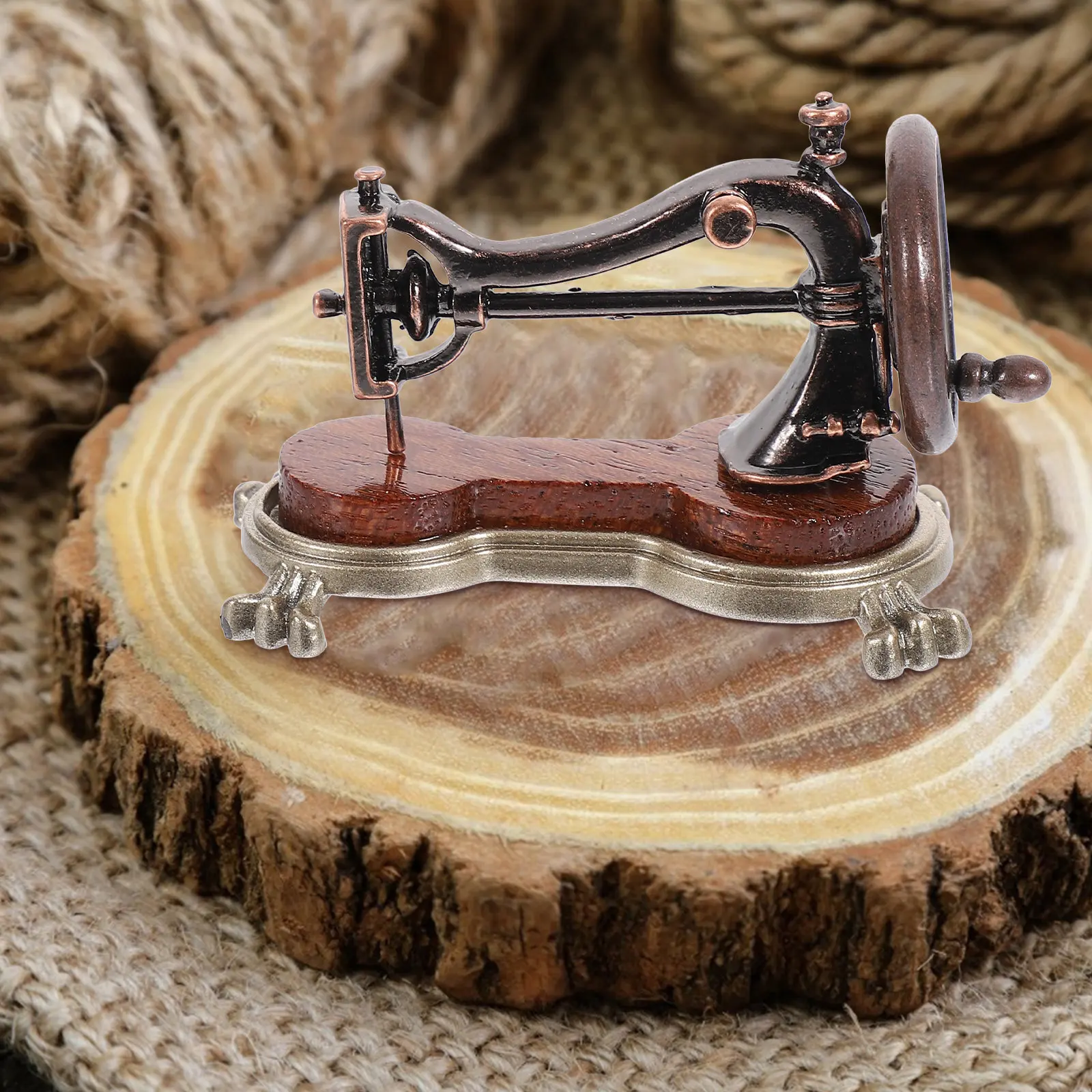 Mini Sewing Machine Retro Wooden Zinc Alloy Small House Decoration Dollhouse Ornament Creative Small House Accessories