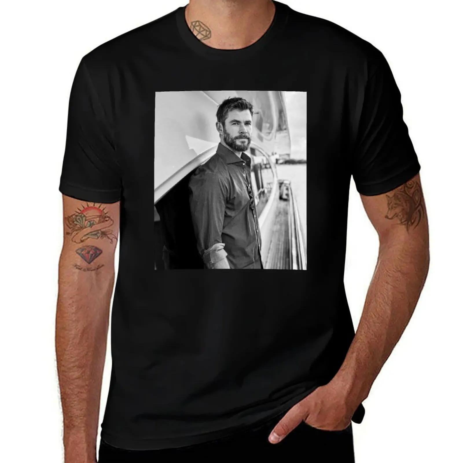 

Chris Hemsworth 90s T-Shirt vintage clothes korean fashion cheap stuff anime shirts men