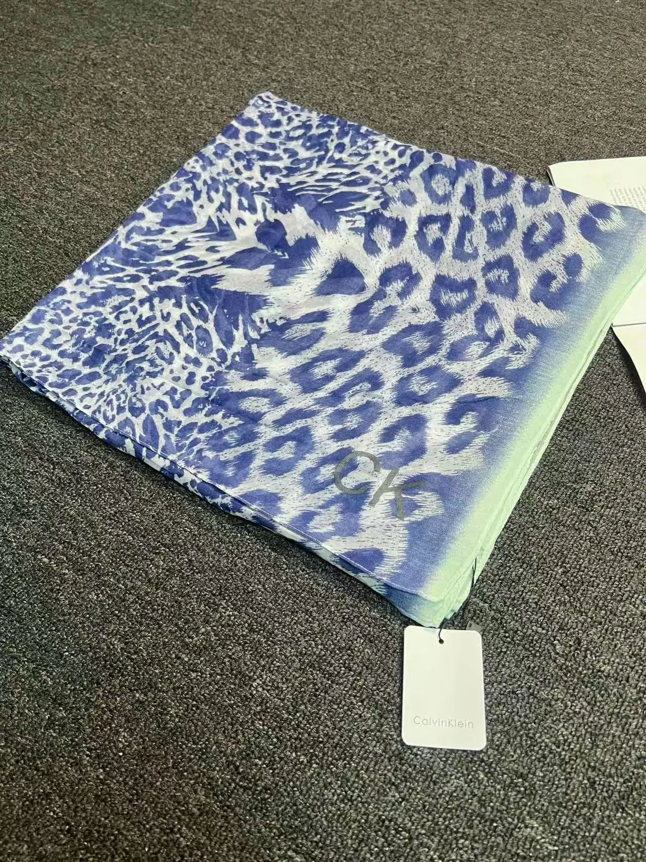 Commercio estero Europa e Stati Uniti sciarpa casual moda singola sciarpa leopardo blu