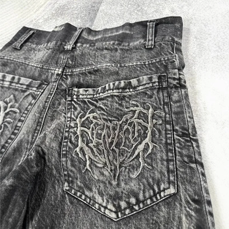 شورت دينم Y2K للرجال شورت جينز أمريكي عتيق مطرز غير منتظم شورت هاراجوكو قوطي عالي الخصر ملابس خروج