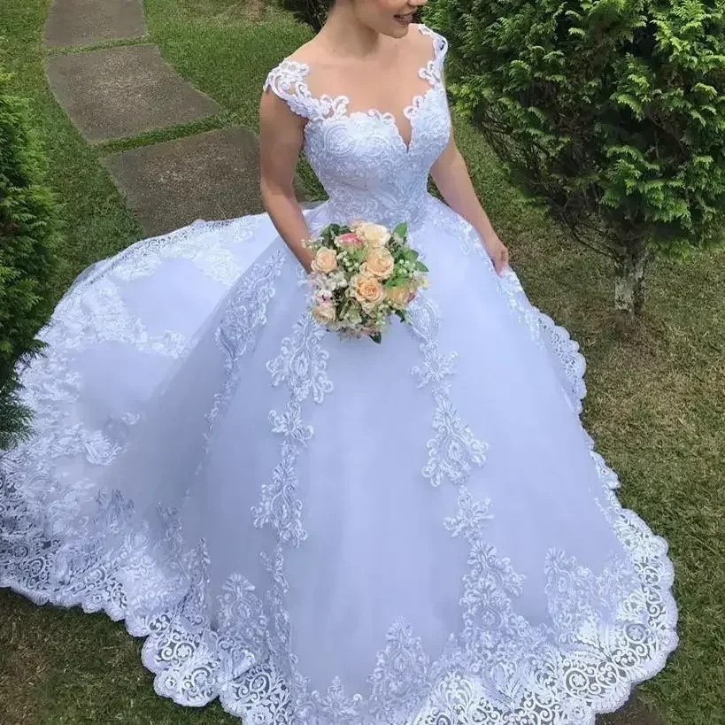 Maßgeschneiderte Vestido De Noiva Ballkleid Brautkleider Illusion Mieder Weiß Vintage Spitze Applikationen Brautkleider V-Ausschnitt Rückenfrei