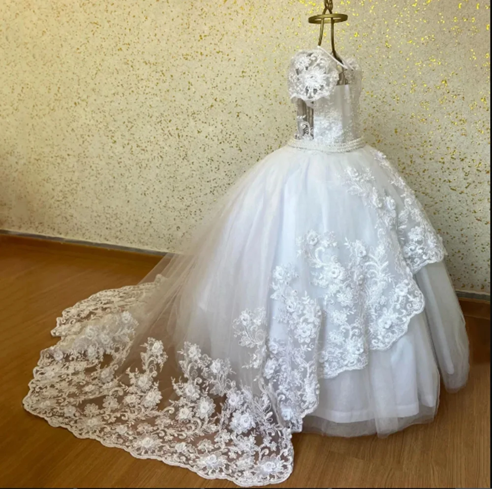 

Customized White Flower Girl Dresses For Wedding Appliques Pearls Short Sleeves Classic Kids Birthday Party Formal Occasion Gown
