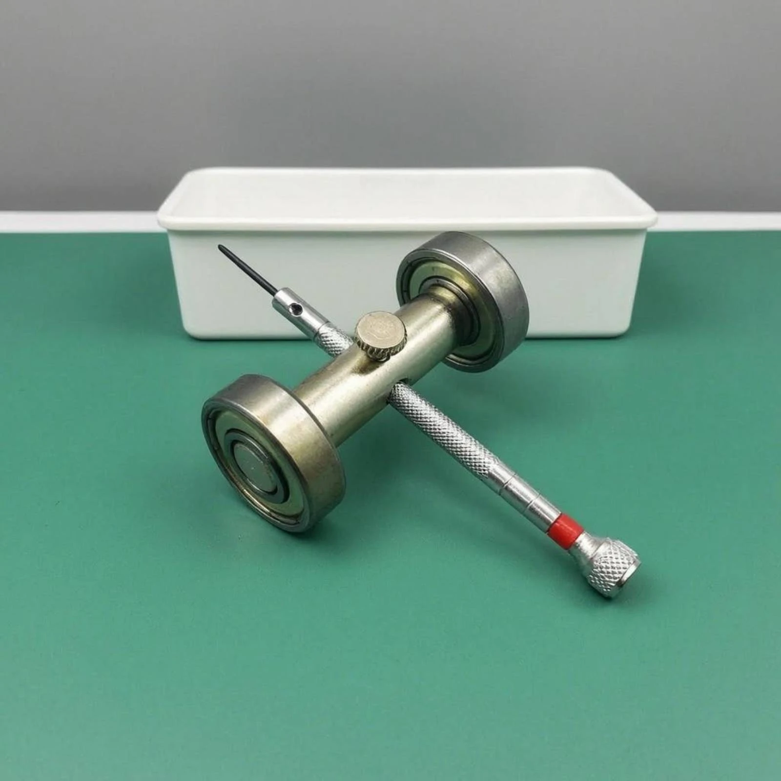Screwdriver Grinding Holder Adjustable Screwdriver Sharpening Jig Workshop Gear Compact Silver-Toned