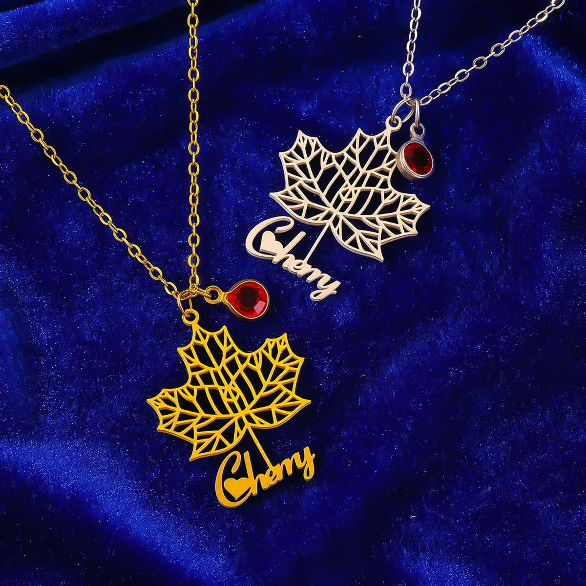 

Custom Name Stainless Steel Openwork Maple Leaf Necklace Women's Fashion Pendant Necklace Birthday Gift