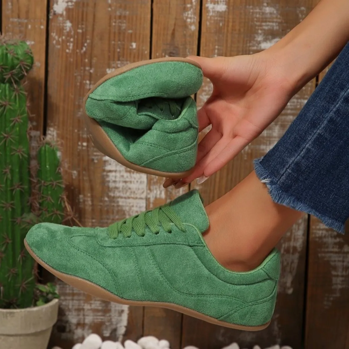 Damen-Sneaker aus natürlichem Wildleder zum Schnüren, 2026 Neu, runde Zehenpartie, weich, bequem, lässig, für Outdoor, Autofahren und Spaziergänge – Detail 14
