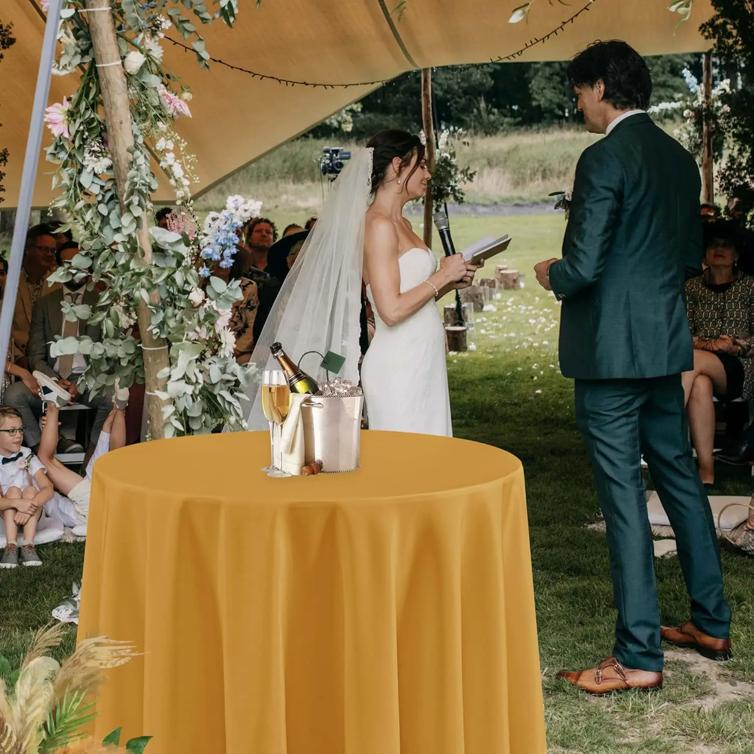 

6 упаковок золотых скатерти — круглые 120 дюймов — скатерти из ткани, устойчивые к морщинам и пятен, моющиеся чехлы для столов из полиэстера