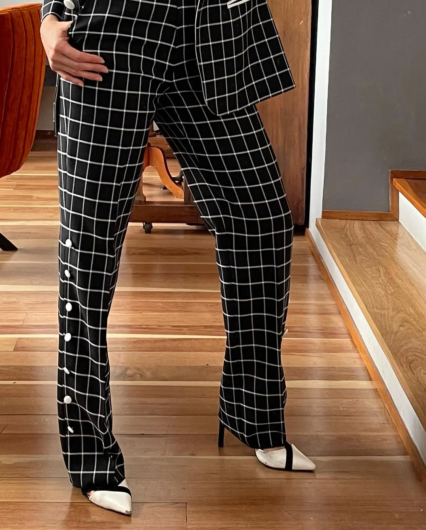 Checked Women Pants Suits 2 Pcs Plus Size Fashion Black And White Shawl Lapel Blazer Jacket Suits Casual Formal Wear Custom Made