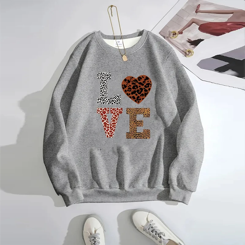 Hirsionsan Vintage Sweet Heart Print Sweatshirt Women Basic Hooded Ladies Soft Long Sleeve Cotton Pullovers Casual Tops 2023 Y2k