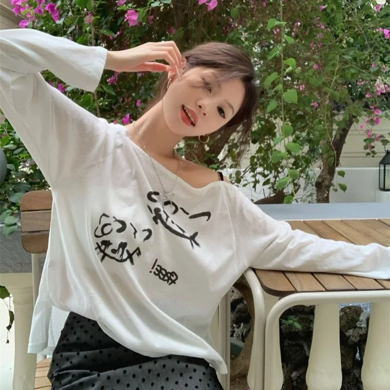 

French Sexy Kawaii Cartoon Printed T-shirt Summer New Loose Casual Tees Women's Subculture Slim-fit White Thin Sunscreen Tops