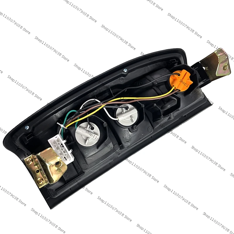 For Nissan Navara D22 P27P31 1997 1999 1999 2000 2001 2002 2003 2004 2005-2015 Auto Rear Tail Light Brake Lamp