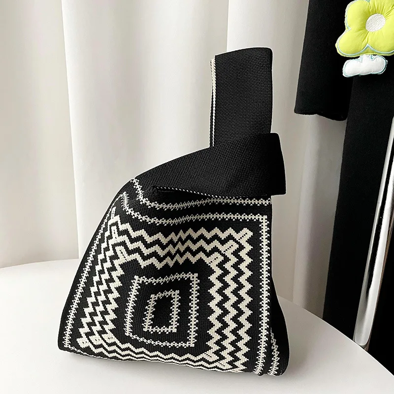 New Women Mini Knot Wrist-Bag Handmade Knit Handbag Female Casual Color Plaid Tote Bag Student Reusable Shopping Bag Phone Pouch