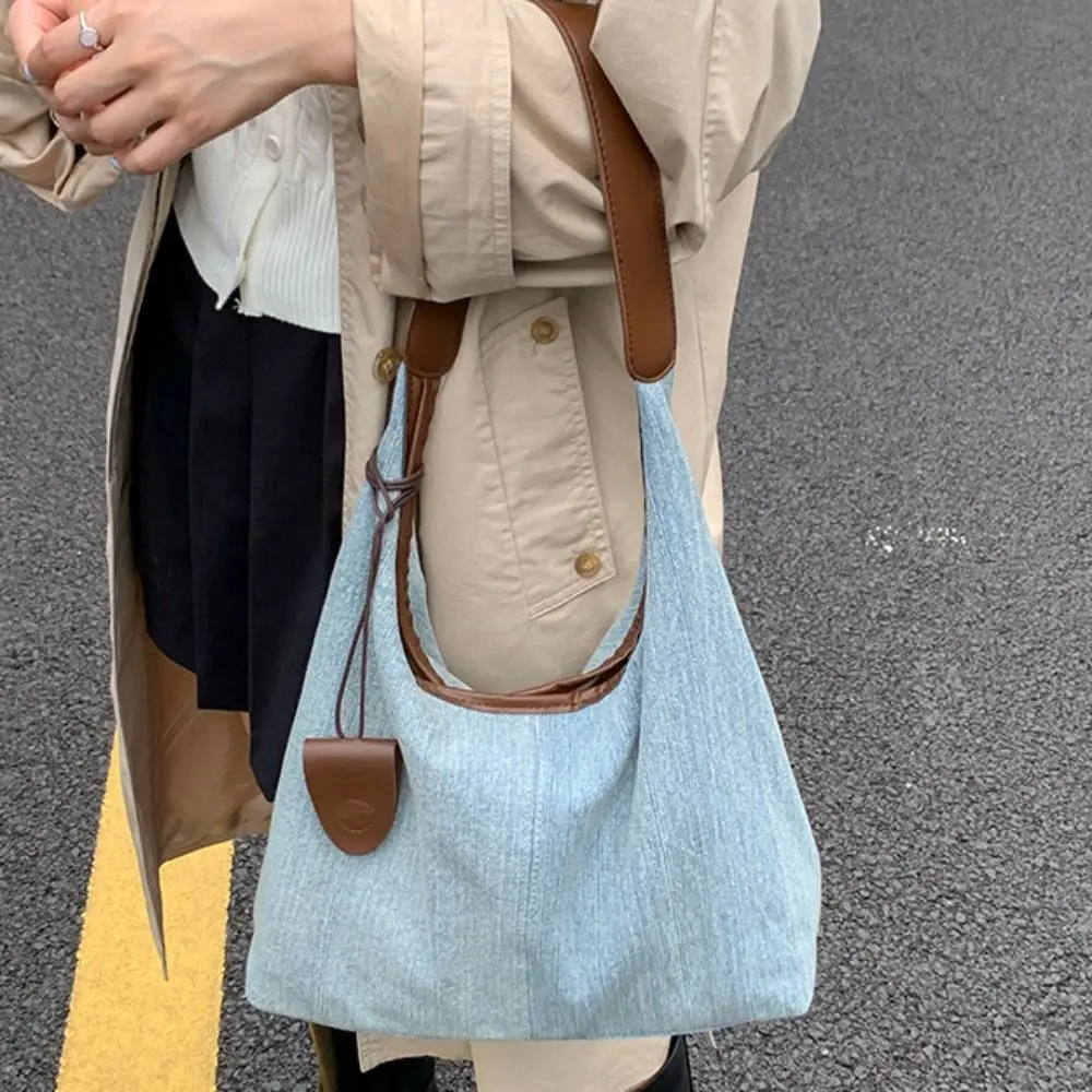 

Korean Style Denim Tote Bag Cowboy Large Capacity Canvas Shoulder Bag Harajuku Lightweight Commuting Underarm Bag Outing