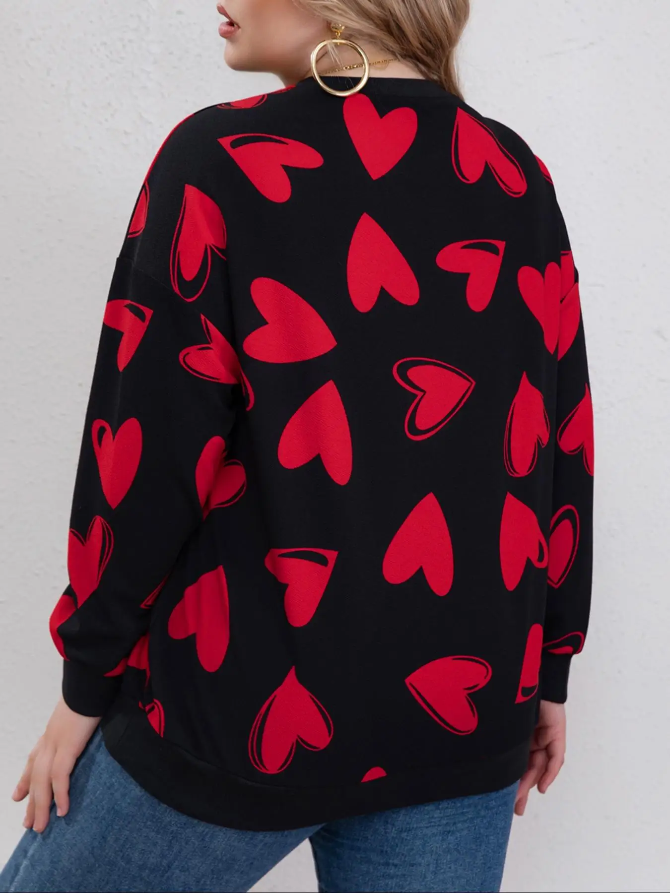 【Plus Size】Valentine's Day Heart Print Round Neck Sweatshirt, Casual Long Sleeve Crew Neck Pullover , Women's Clothing for Daily