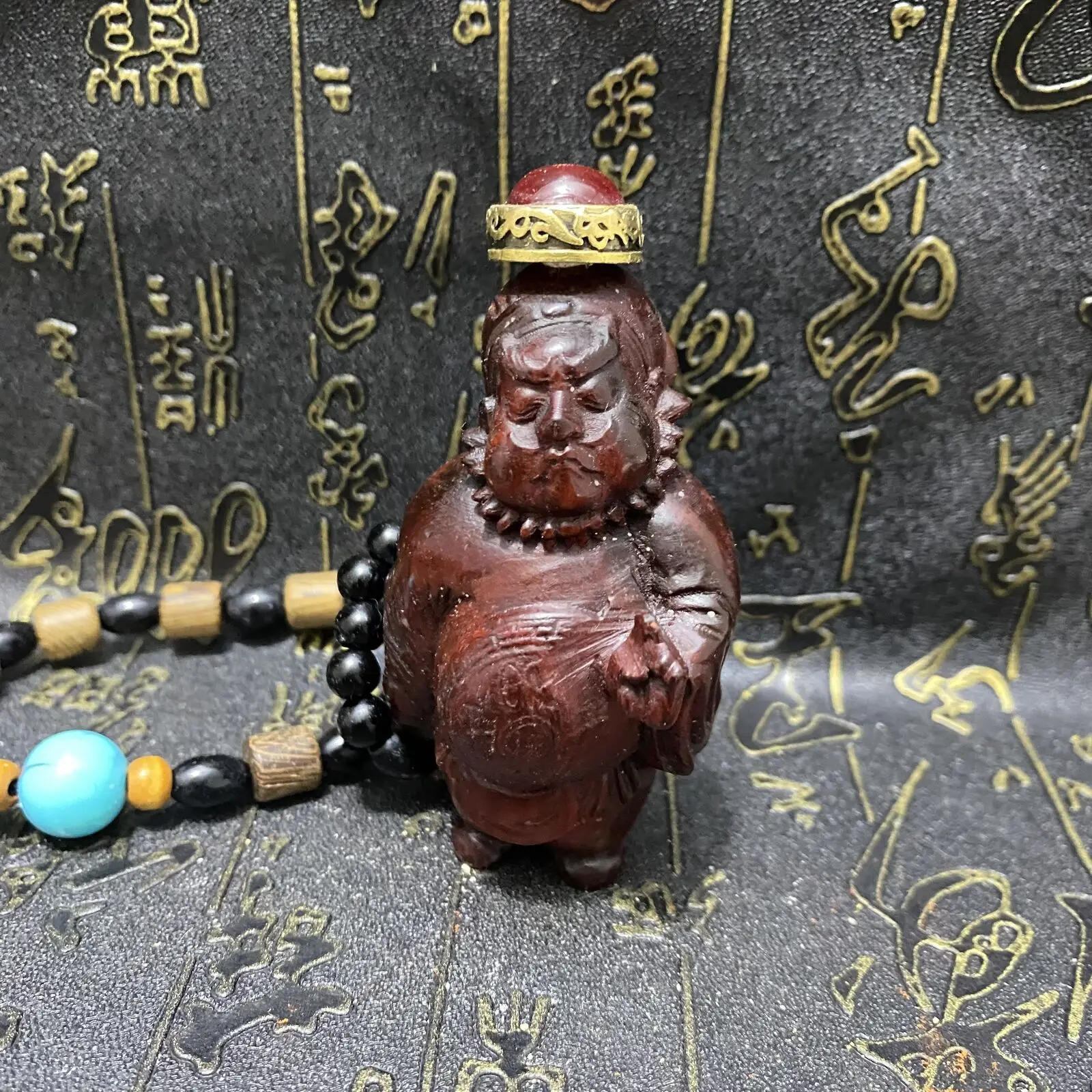Chinese exquisite hand-made collection hand-painted yellow rosewood snuff bottle