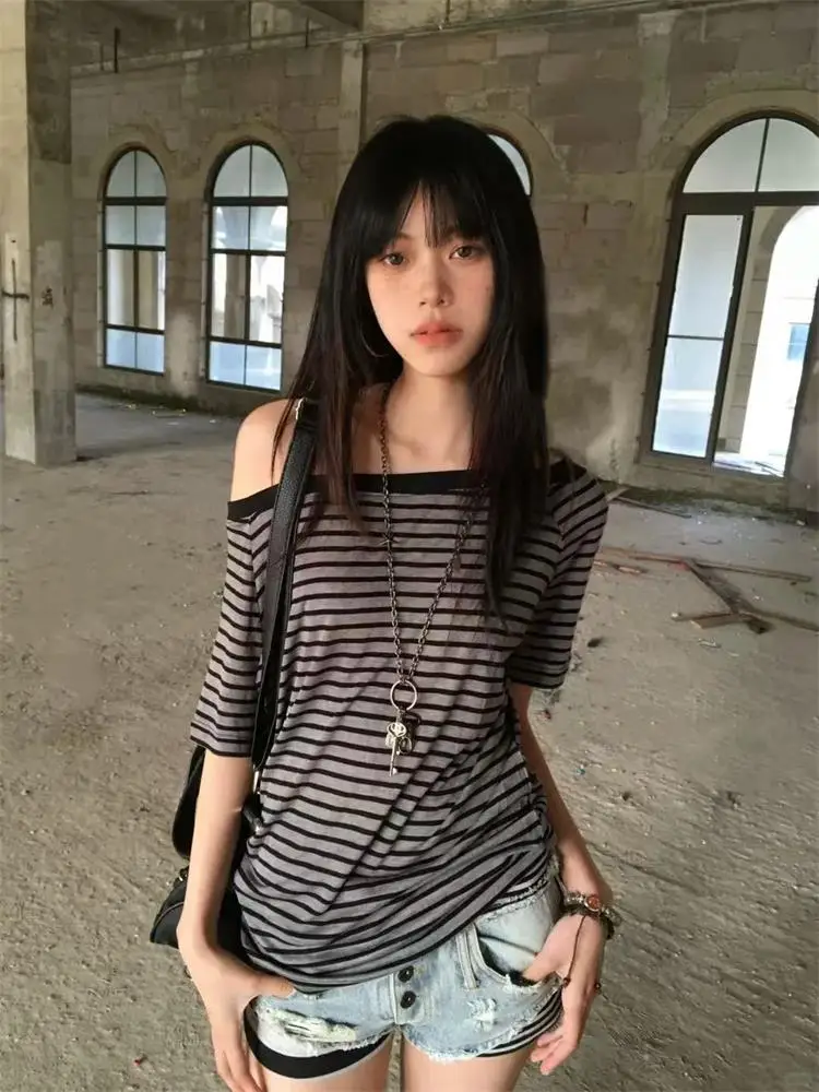 T-shirt Y2K japonais pour femme, rayé, épaules dénudées, style grunge, streetwear estival, esthétique des années 2000, t-shirts rétro américains