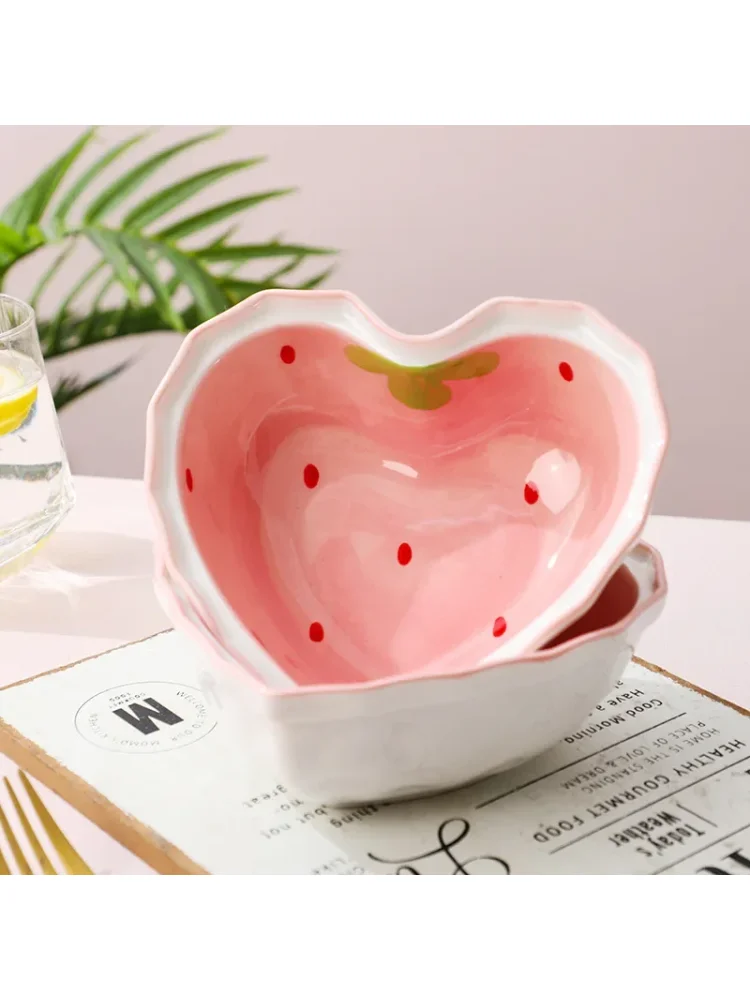 Strawberry Ramen Bowls and Spoons Creative Ceramics Anti-scald Instant Noodle Bowl Cute Strawberry Bowl Pretty Bowl
