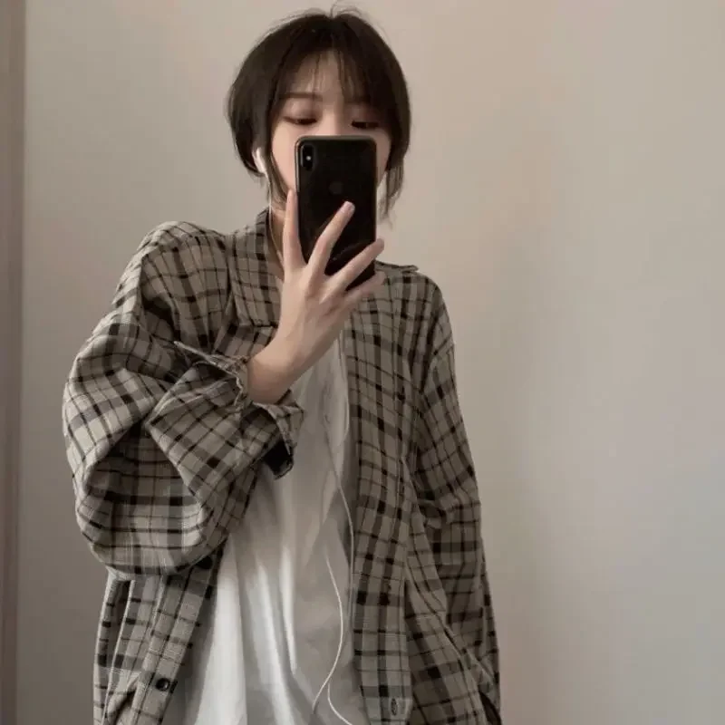 Vintage Plaid Blouses Women Brown Shirts Oversized Casual Harajuku Korean Fashion Preppy Style Long Sleeve Cardigan Top