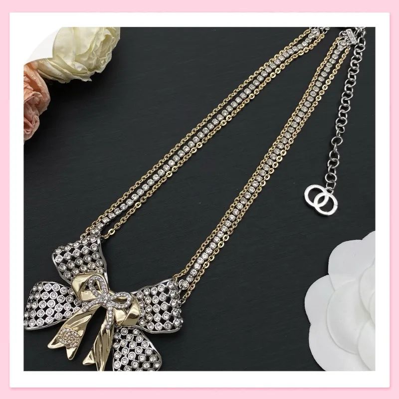 New Xiaoxiang Full Diamond Double Rhinestone Pendant Necklace Fashion Light Luxury Neck Necklace