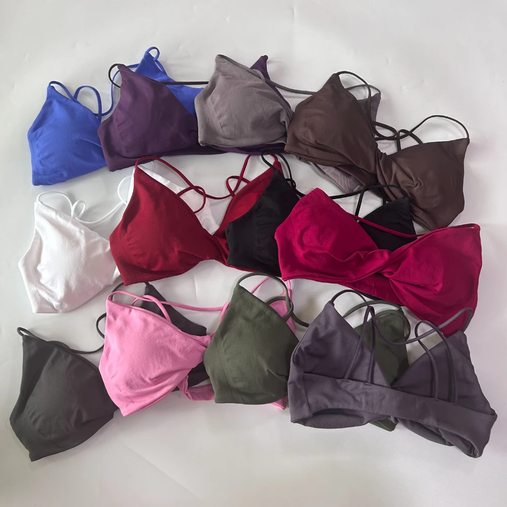 Women Twist Front Sports Bra V-neck Medium Support With Removable Pads Fitness Wear Seamless Yoga Bra Workout Gym Top Underwear