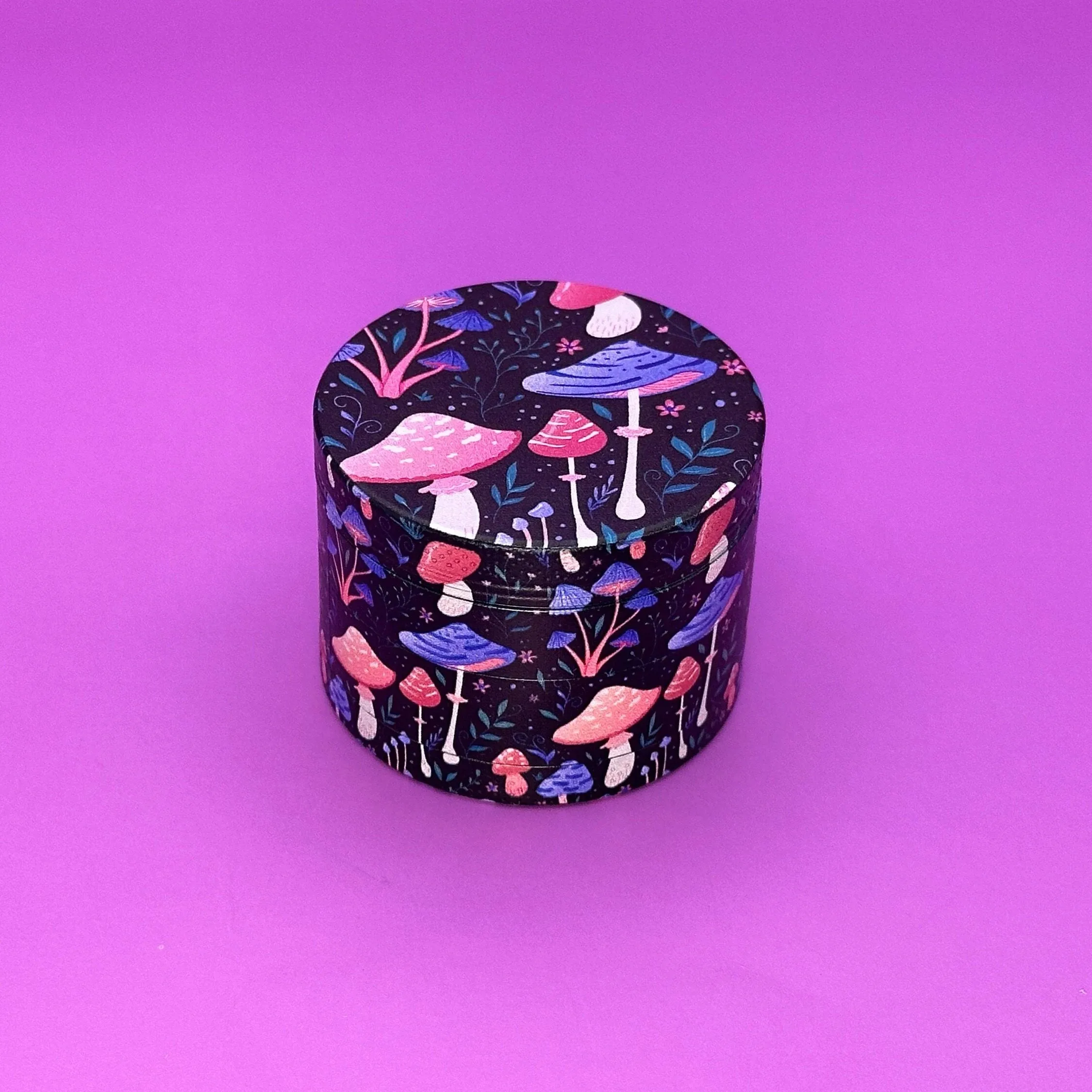 Molinillo de hierbas de metal Mushroom World-2 pulgadas/50 mm