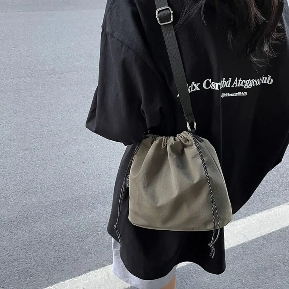 

Casual Lightweight Drawstring Bag Commute Oxford Shoulder Bag Fashion Large Capacity Crossbody Bag Girls