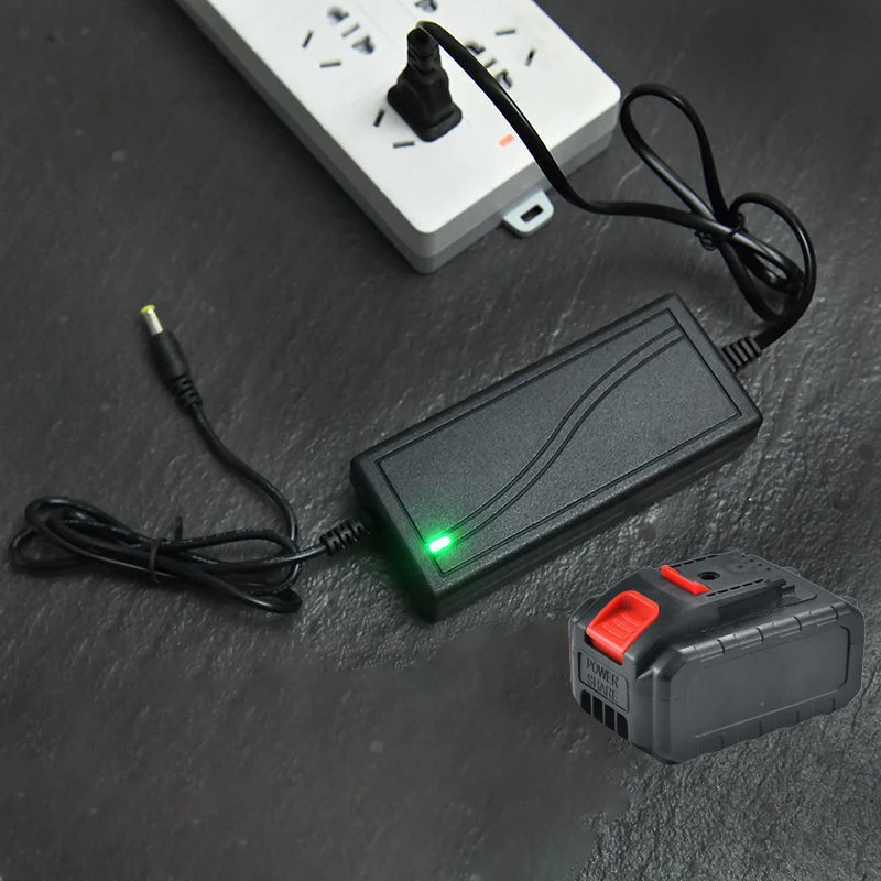 شاحن بطارية للأدوات اليدوية الكهربائية، مخرج 21 فولت 2 أمبير - متوافق مع ليثيوم أيون - مطحنة، منشار، مفتاح ربط