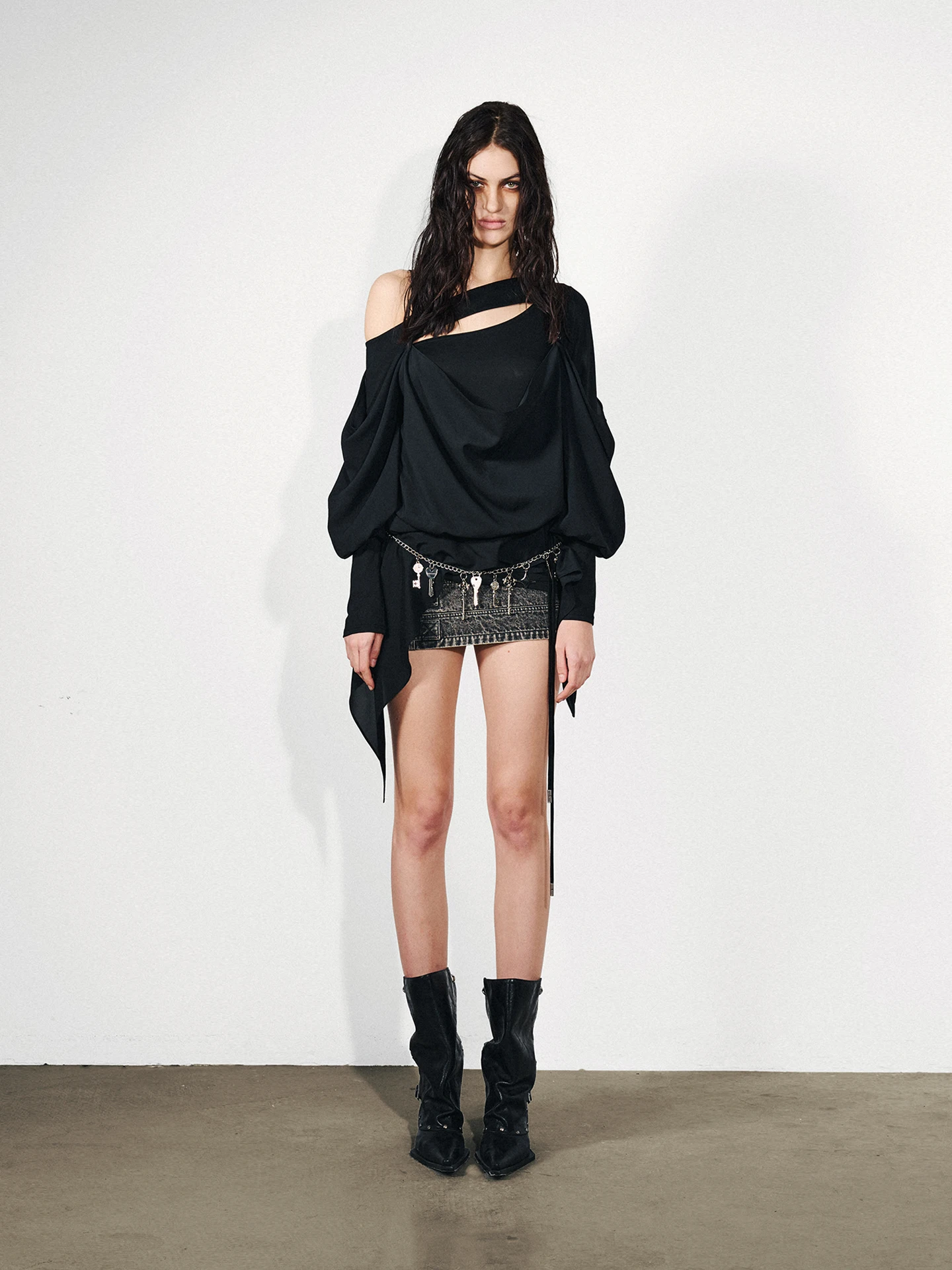 

Топ из шифона с асимметричным кроем, вязаными элементами в стиле пэчворк, кружевной отделкой и одним открытым плечом, оригинальный дизайн, свободный крой, длинный рукав, женская одежда.