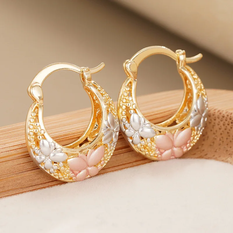 

Fashionable ear button female actress elegant countryside style three color butterfly earrings metal hollow frosted