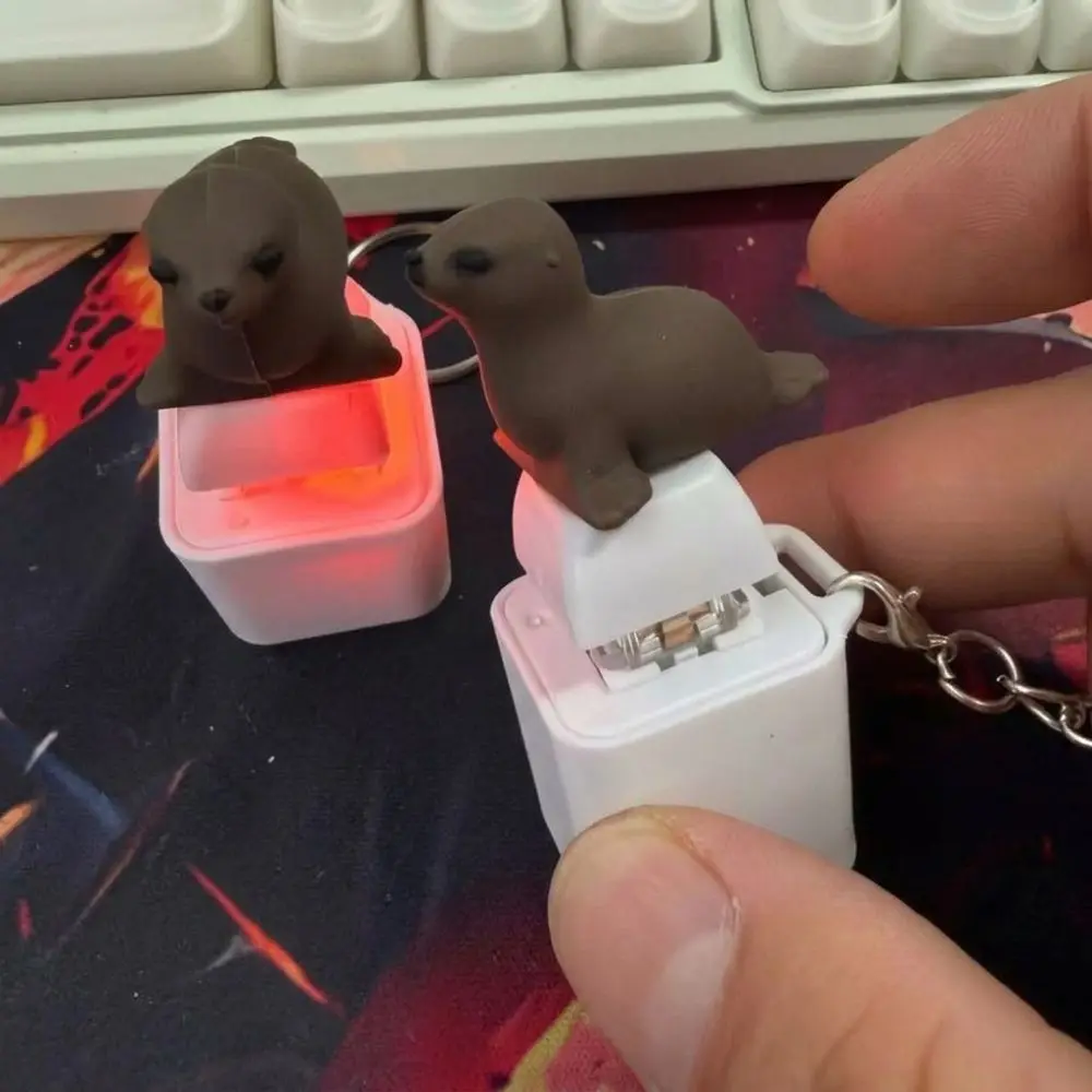 LED Light Animal Glowing Sound Keychain Novelty Cartoon Animal Seal Dog Light-Up Fidget Key Ring Plastic Clicky Sounding